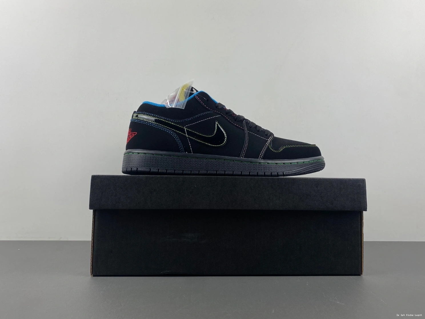 Air 338145‑003 Low 1 'Olympic' Jordan Phat 1113